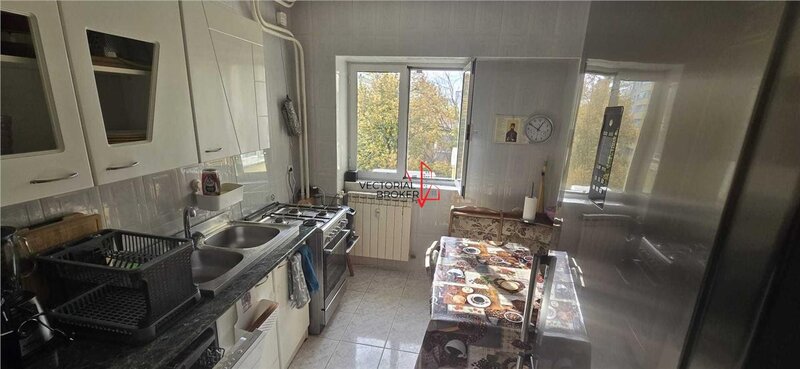 Doamna Ghica, apartament renovat, mobilat, vedere pe parcul Doamna Ghica.